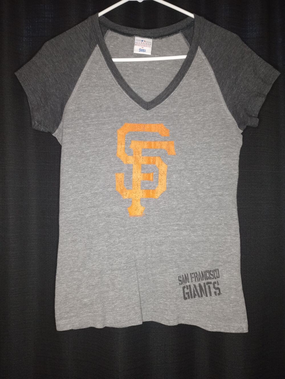 MLB SF Giants Women's V Neck Raglan Shirt Bay Area California Official - Large